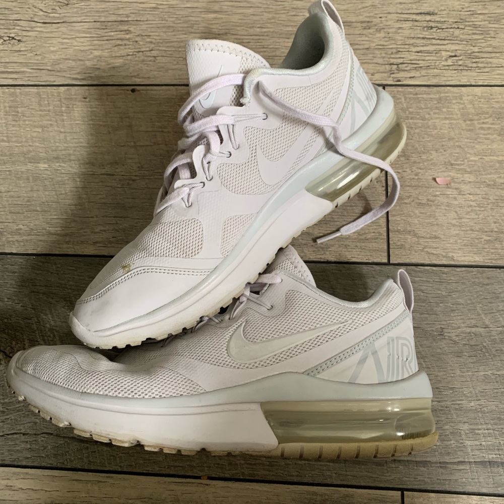 Nike air